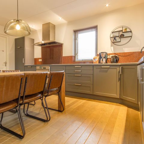 VAKANTIEHUIS 10 personen - Familiehuis Rheeze
