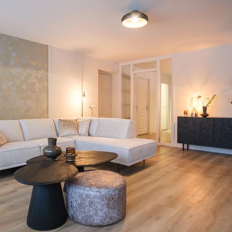 Groepsaccommodatie 10 personen - Familiehuis Rheeze met jacuzzi