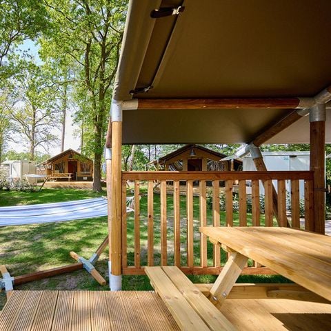 Safaritent 4 personen - Compact met privé sanitair unit