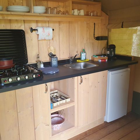 Safaritent 4 personen - incl. sanitair