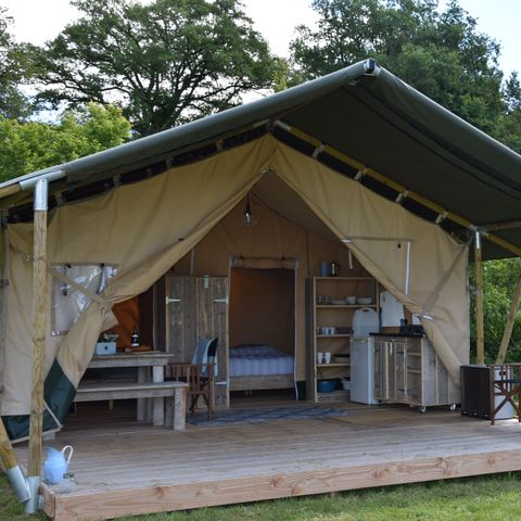 Vodatent Charmecamping Domaine Bleu Celeste - Camping Allier - Afbeelding N°2