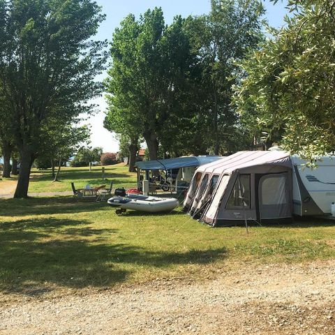 STAANPLAATS - Standaard kampeerplaats van 60 m²