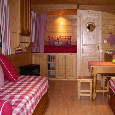 Lodge 4 personen - Roulotte (Familieverblijf) met airconditioning / zonder ontbijt / 5 pers inbegrepen / Privé spa optioneel