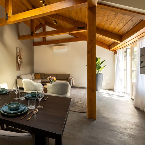 VAKANTIEHUIS 6 personen - Valkse Hoeve met Hottub