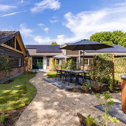 VAKANTIEHUIS 6 personen - Valkse Hoeve met Hottub