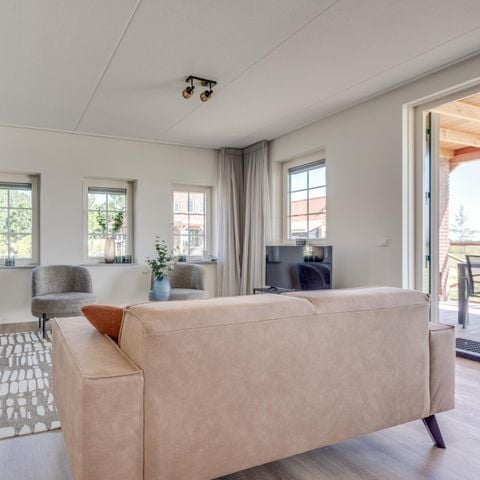 Villa 6 personen - Hofvilla aan het water met Hottub