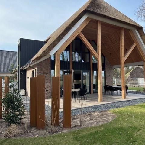 Villa 12 personen - Boerderij Villa met Binnenzwembad & Wellness