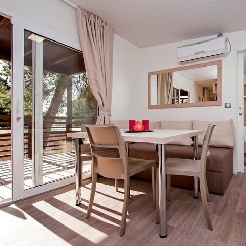 Stacaravan 6 personen - Mobile-home | Comfort | 2 slaapkamers | 4/6 Pers | Verhoogd terras | 2 badkamers | Airconditioning | TV