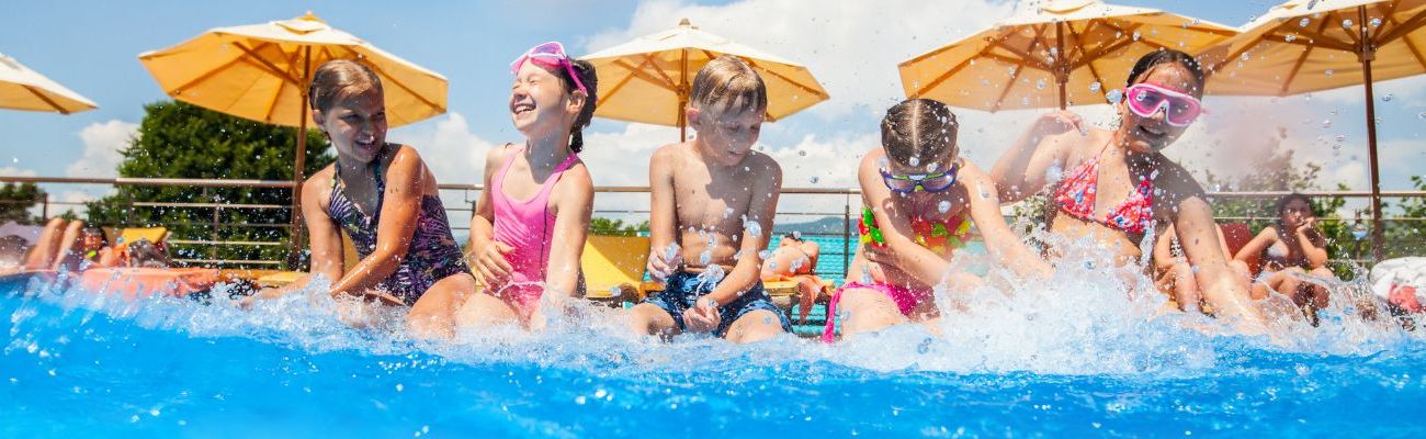 Vakantiepark met buitenzwembad